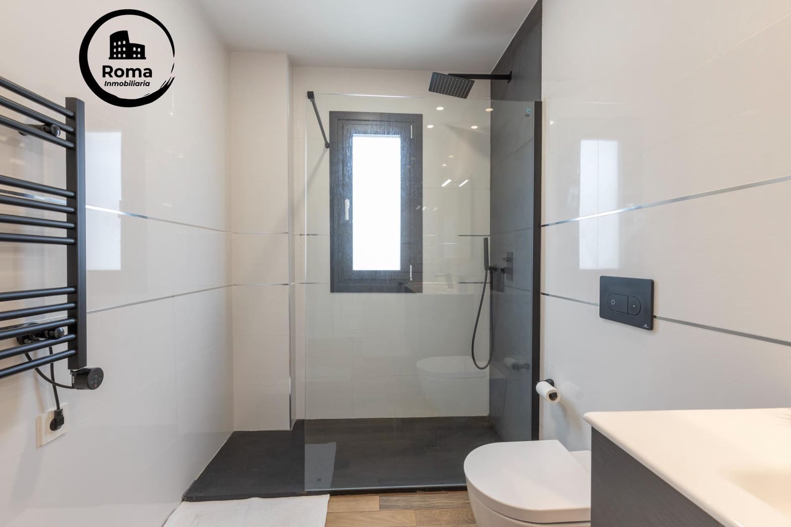 Chalet de 4 habitaciones en Padul en venta con piscina - 600.000 € (Ref: 9551830)