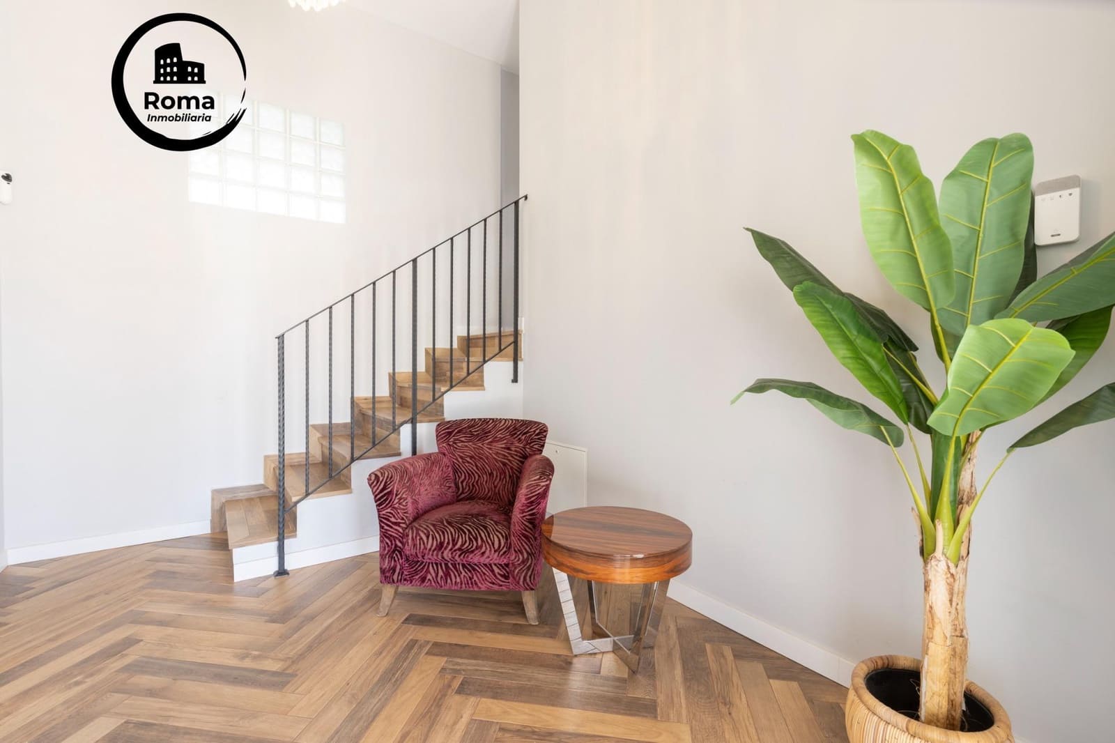 Chalet de 4 habitaciones en Padul en venta con piscina - 600.000 € (Ref: 9551830)