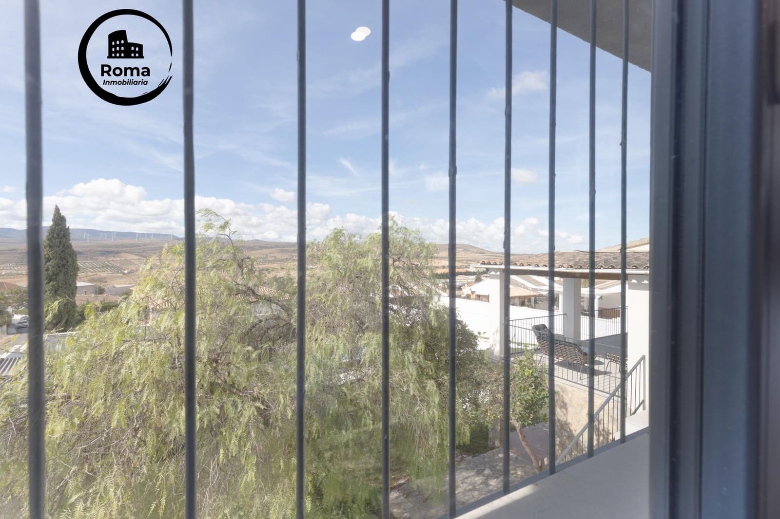 Chalet de 4 habitaciones en Padul en venta con piscina - 600.000 € (Ref: 9551830)