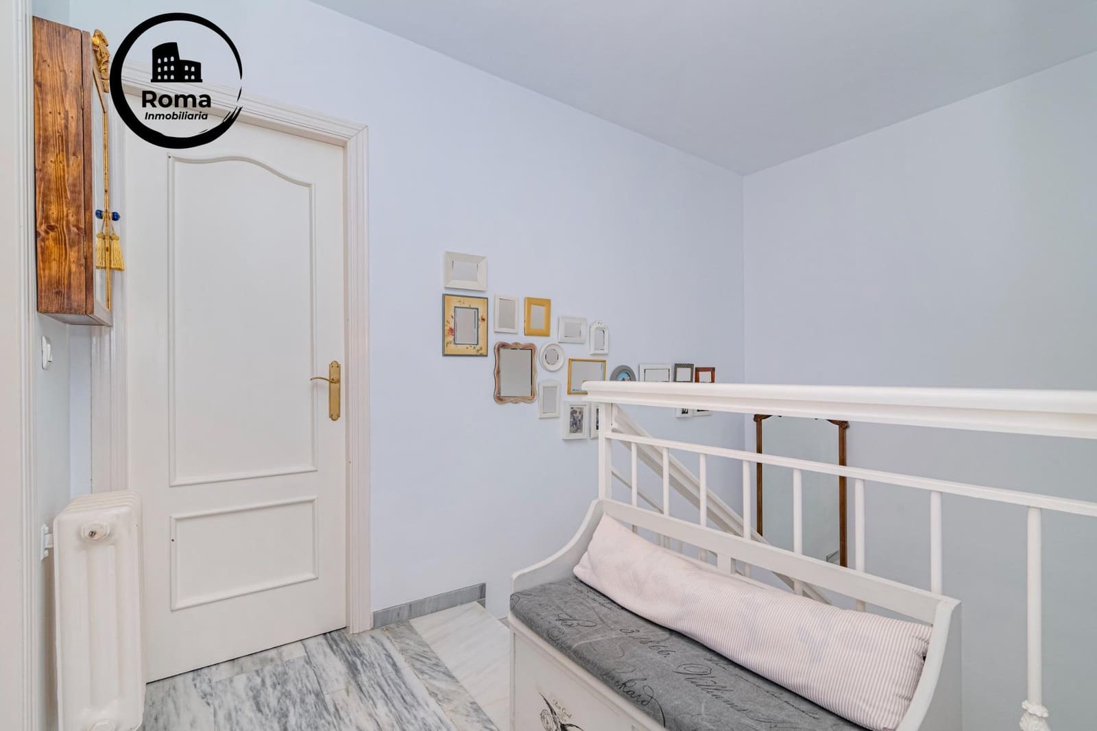 5 slaapkamer Villa te koop in Jun met zwembad garage - € 289.900 (Ref: 9551833)