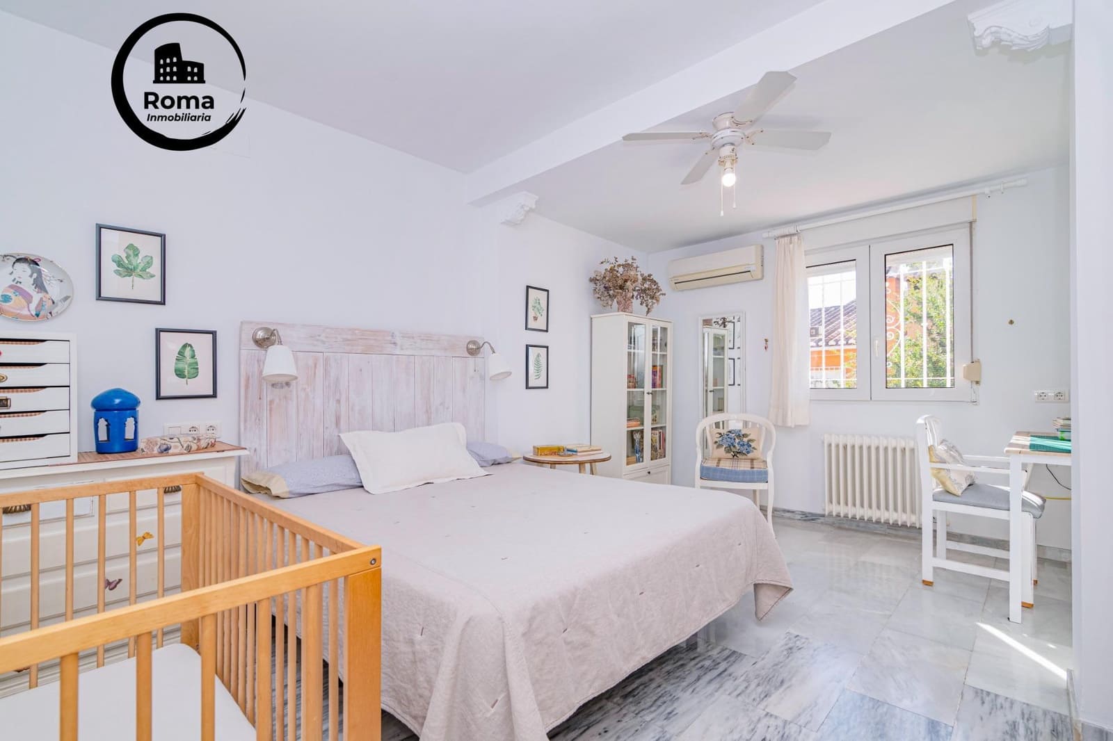 5 slaapkamer Villa te koop in Jun met zwembad garage - € 289.900 (Ref: 9551833)