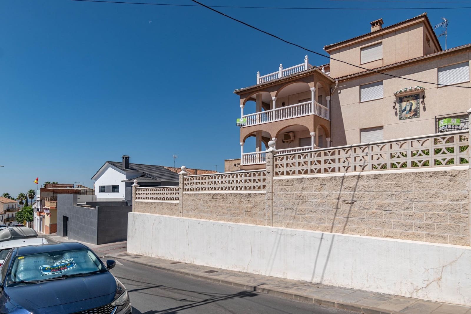 10 soverom Kjedet enebolig til salgs i Jun med garasje - € 498 000 (Ref: 9551834)