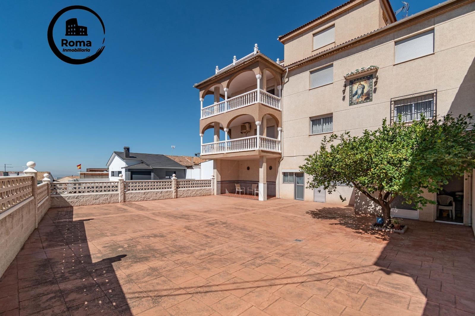 5 quarto Moradia Geminada para venda em Jun com garagem - 270 000 € (Ref: 9551835)