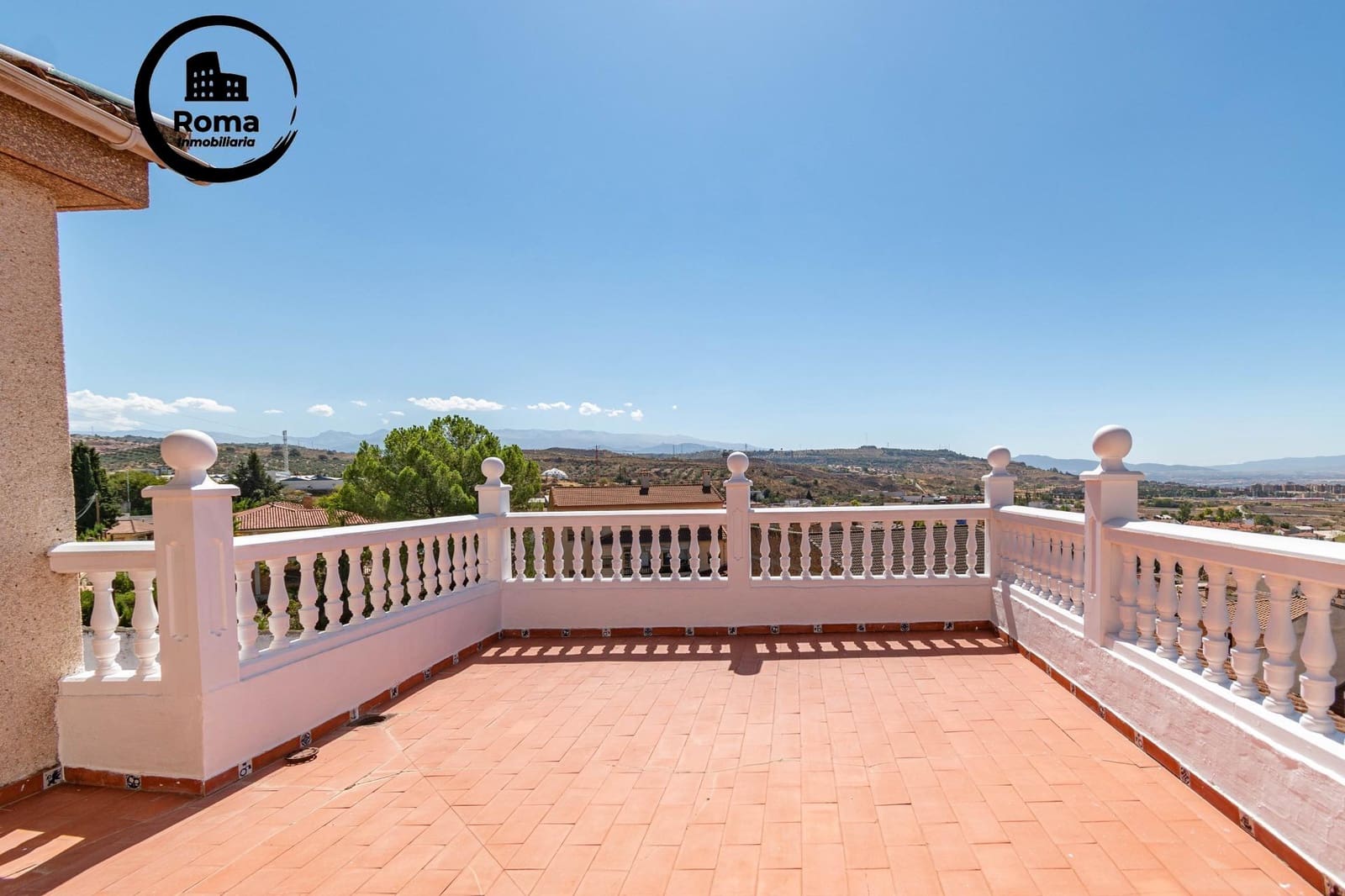 5 quarto Moradia Geminada para venda em Jun com garagem - 270 000 € (Ref: 9551835)