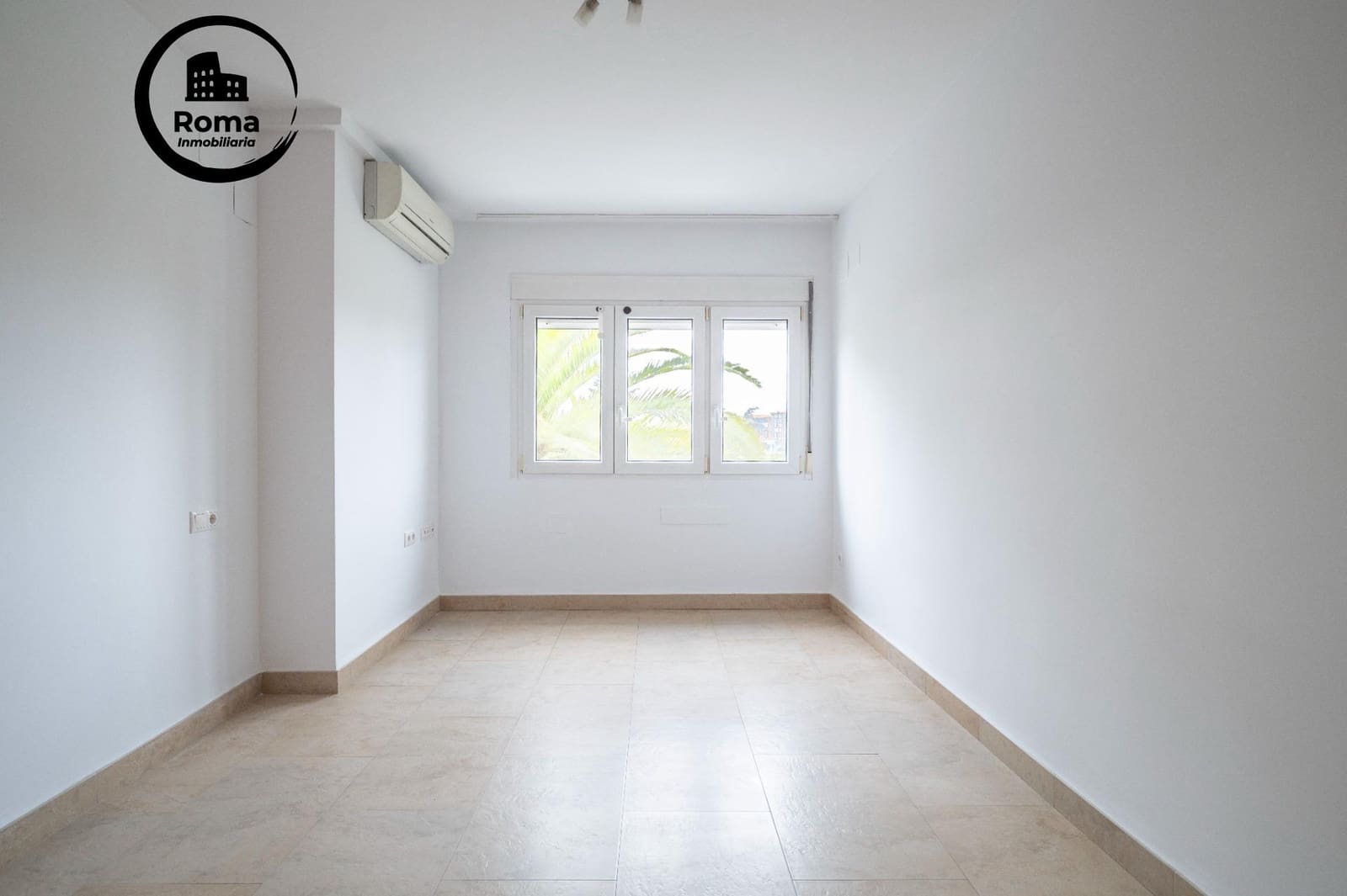 4 soveværelse Lejlighed til salg i Granada by med garage - € 548.000 (Ref: 9555995)