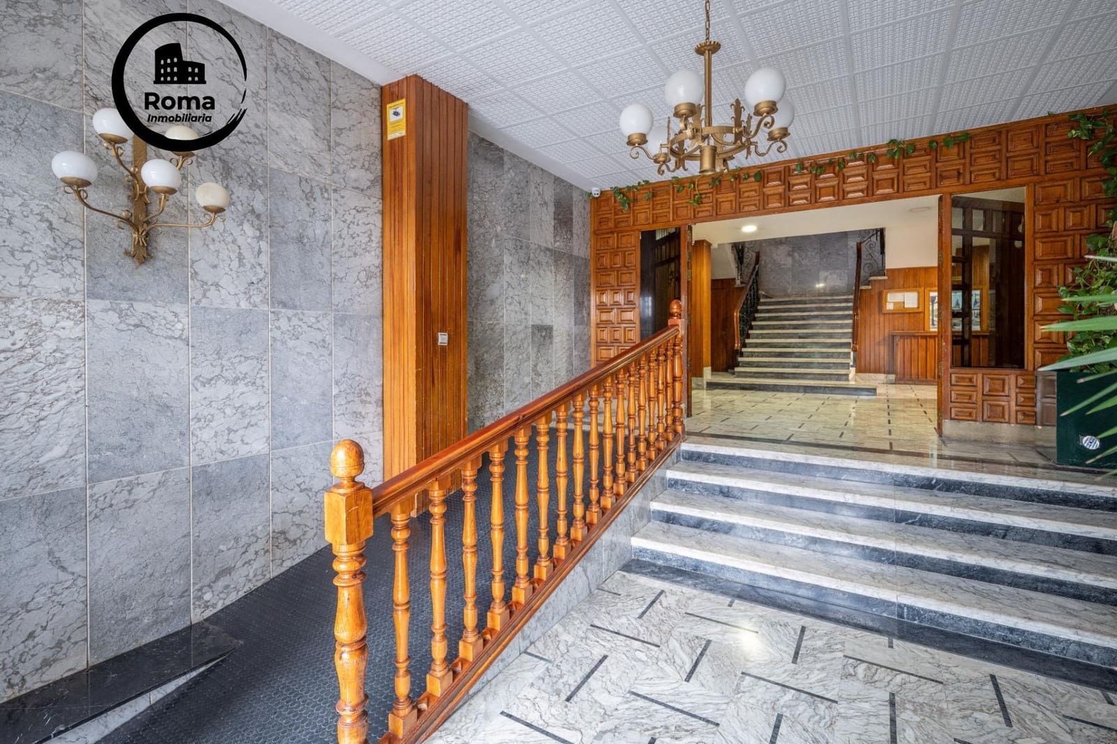 4 soveværelse Lejlighed til salg i Granada by med garage - € 548.000 (Ref: 9555996)