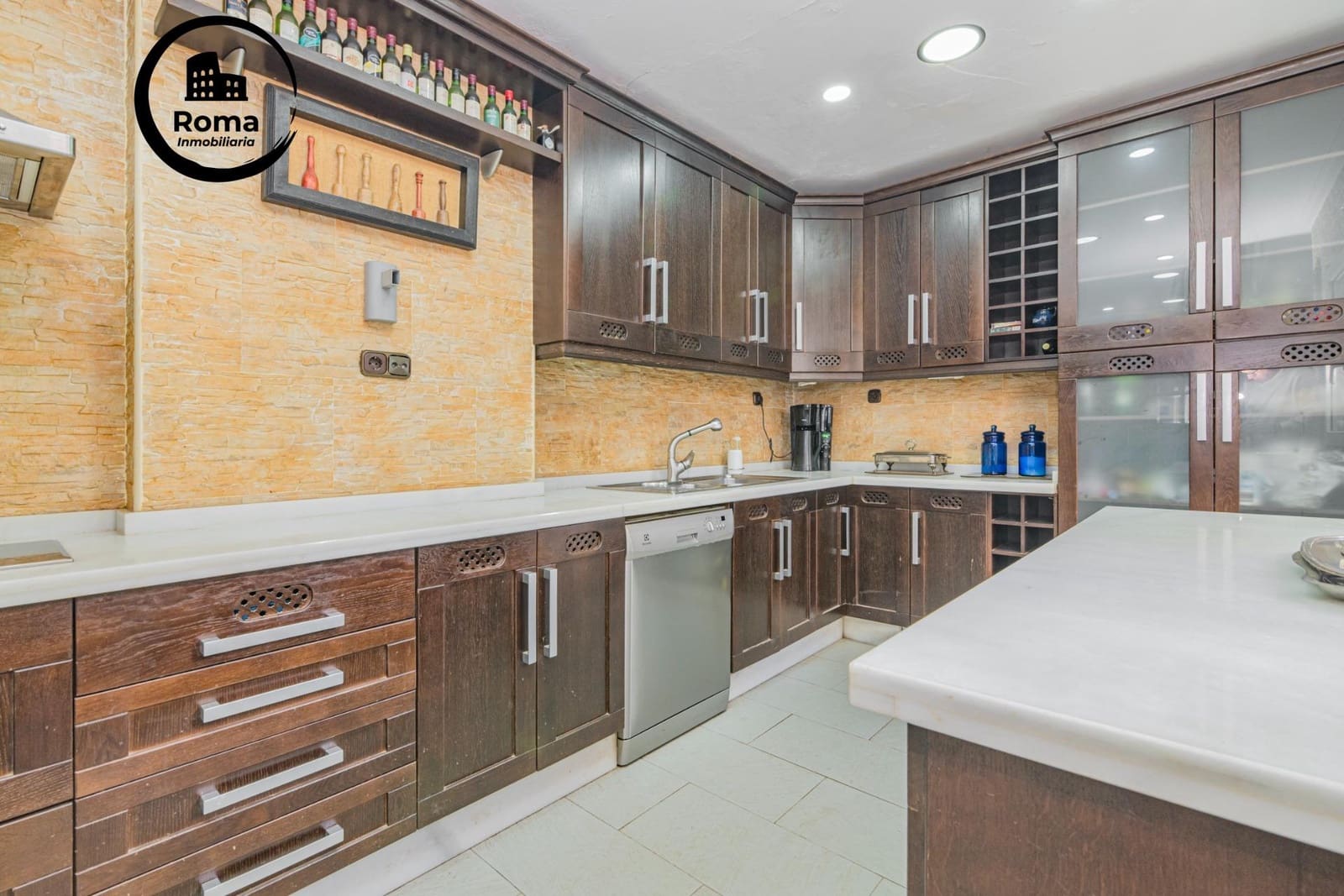 5 sypialnia Willa na sprzedaż w Monachil z basenem garażem - 399 000 € (Ref: 9562003)