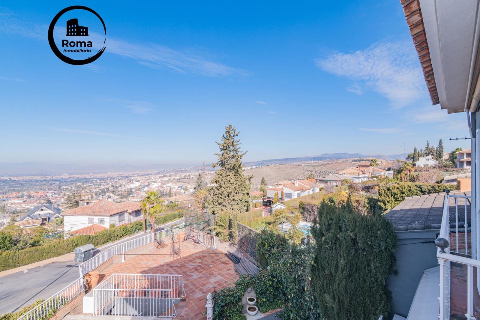 5 sypialnia Willa na sprzedaż w Monachil z basenem garażem - 399 000 € (Ref: 9562003)