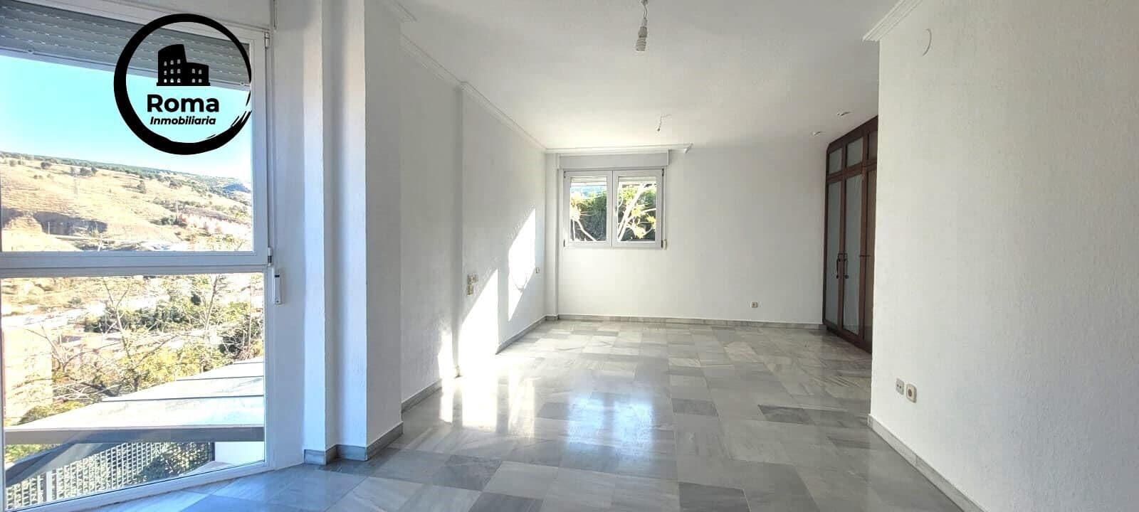 5 bedroom Villa for sale in Granada city - € 660,000 (Ref: 9562004)