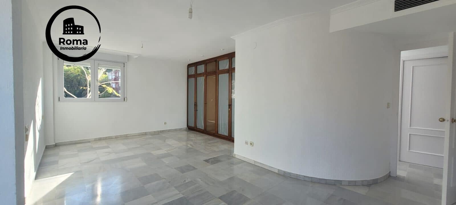 5 bedroom Villa for sale in Granada city - € 660,000 (Ref: 9562004)