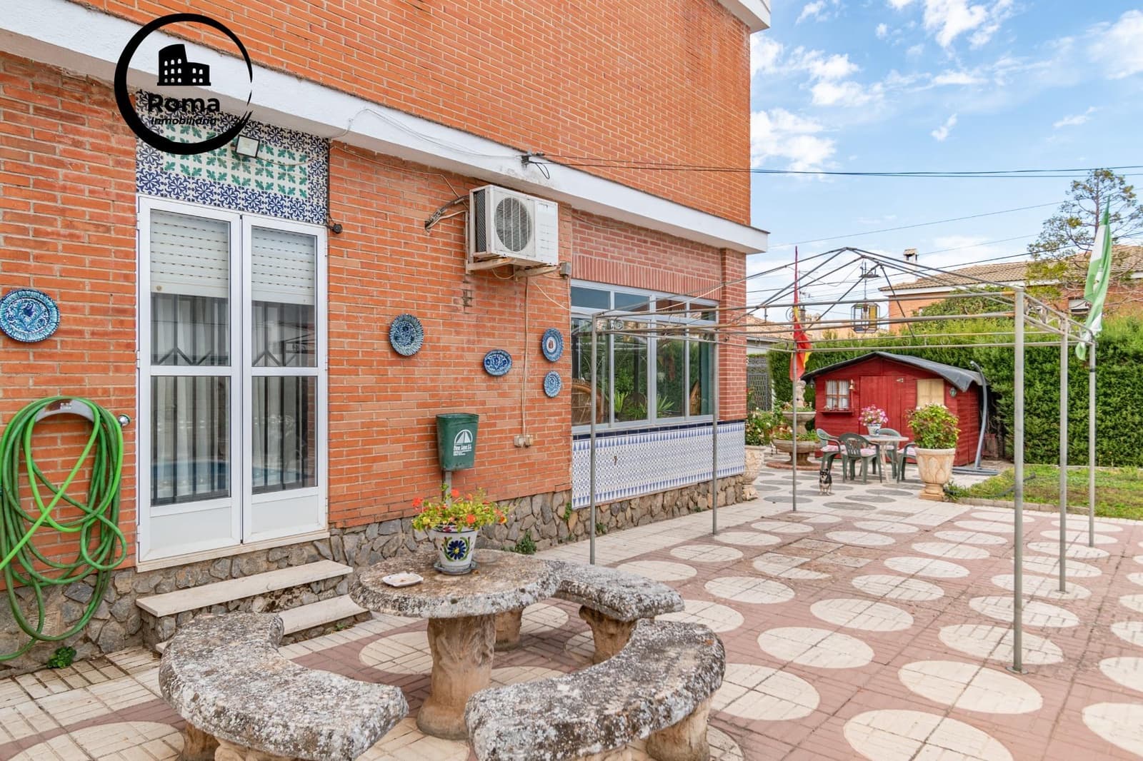 5 Zimmer Villa zu verkaufen in Otura mit Pool Garage - 370.000 € (Ref: 9562011)