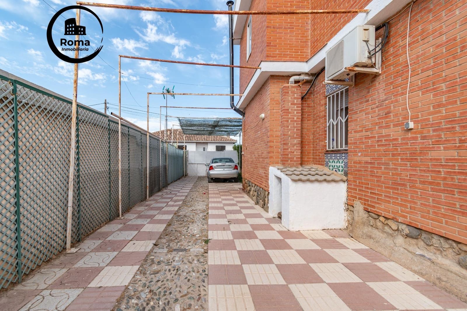 5 Zimmer Villa zu verkaufen in Otura mit Pool Garage - 370.000 € (Ref: 9562011)