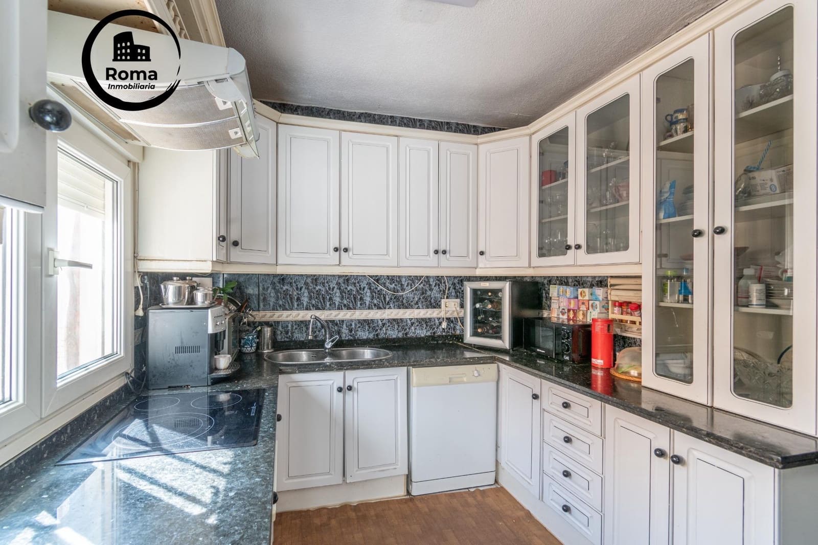 5 Zimmer Villa zu verkaufen in Otura mit Pool Garage - 370.000 € (Ref: 9562011)