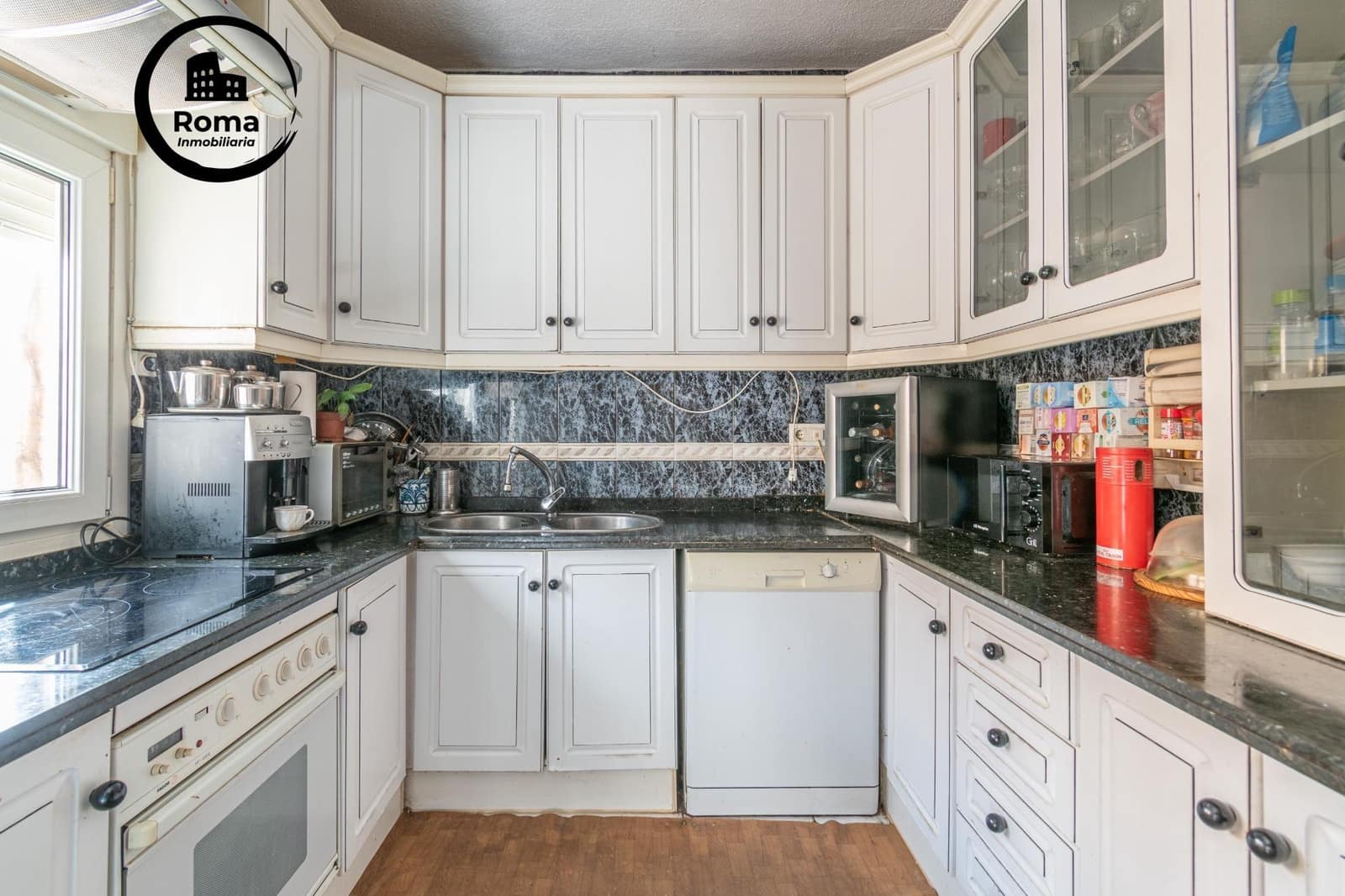 5 Zimmer Villa zu verkaufen in Otura mit Pool Garage - 370.000 € (Ref: 9562011)