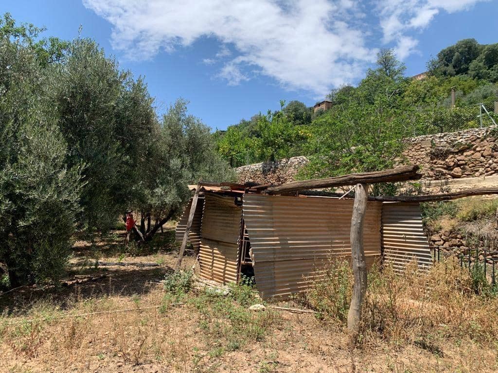 Grunde uden byggetilladelser til salg i Lanjaron - € 79.900 (Ref: 9568839)