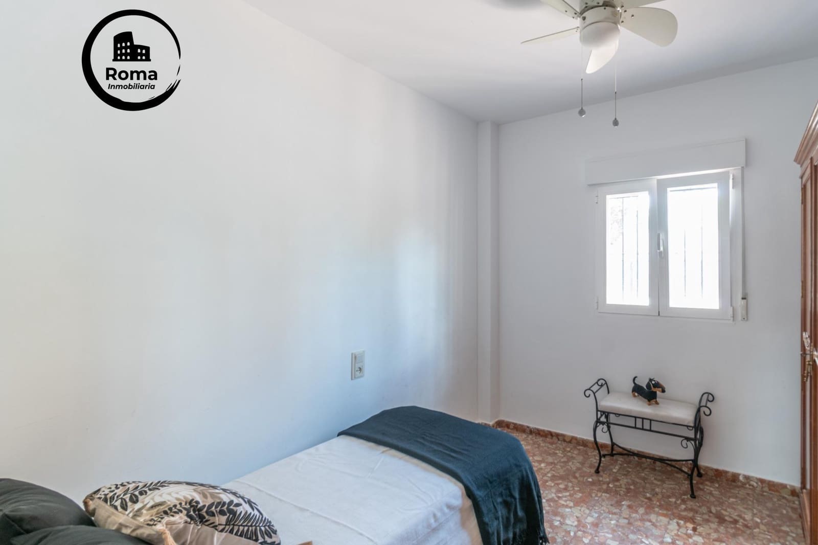 Chalet de 4 habitaciones en Otura en venta con piscina garaje - 319.000 € (Ref: 9568849)