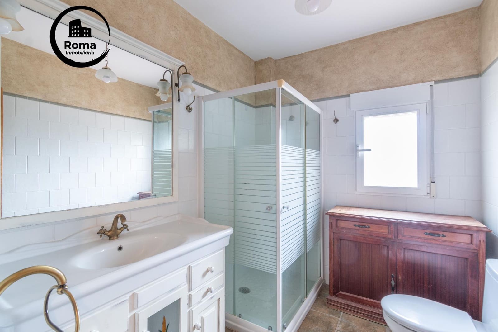 Chalet de 4 habitaciones en Otura en venta con piscina garaje - 319.000 € (Ref: 9568849)