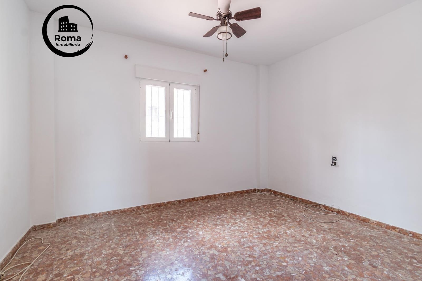 Chalet de 4 habitaciones en Otura en venta con piscina garaje - 319.000 € (Ref: 9568849)