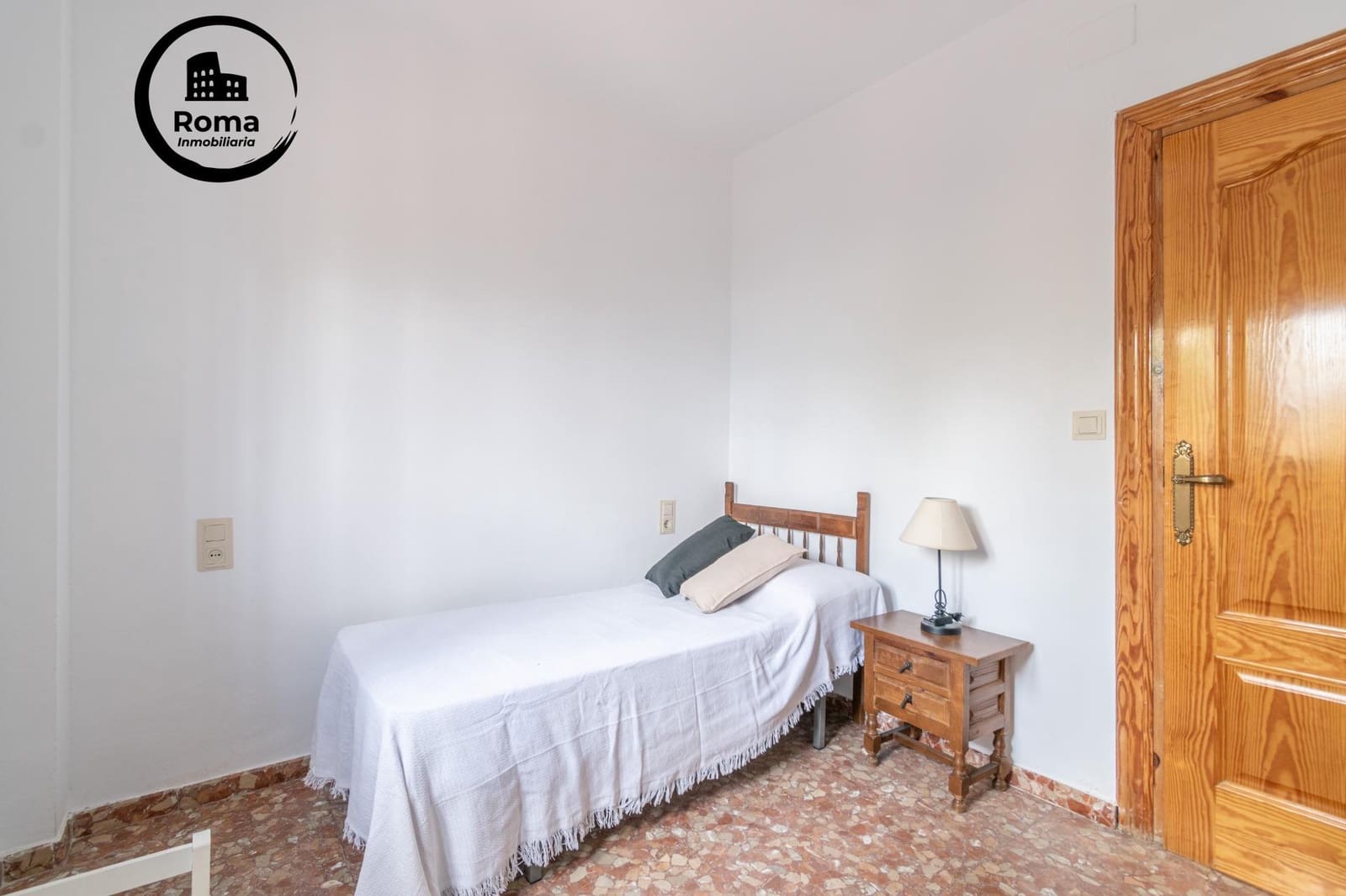 Chalet de 4 habitaciones en Otura en venta con piscina garaje - 319.000 € (Ref: 9568849)