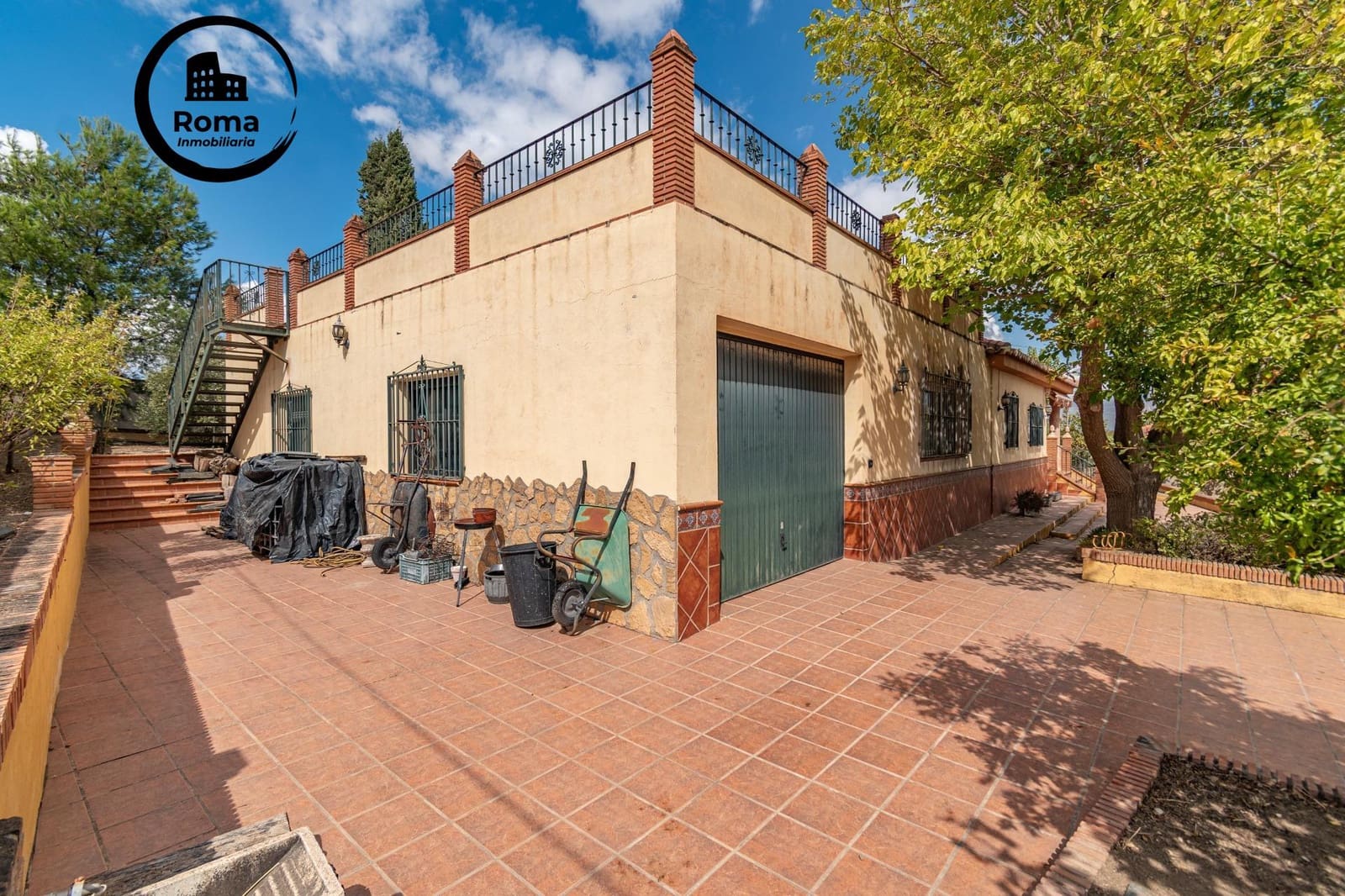 Chalet de 4 habitaciones en Otura en venta con piscina garaje - 319.000 € (Ref: 9568849)