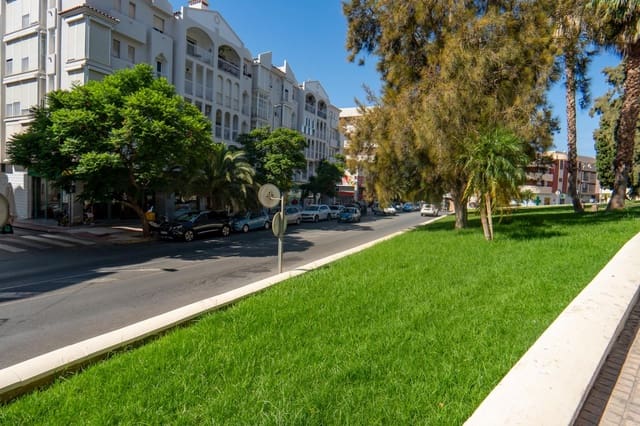 Local Comercial en Motril en venta - 104.000 € (Ref: 9568858)