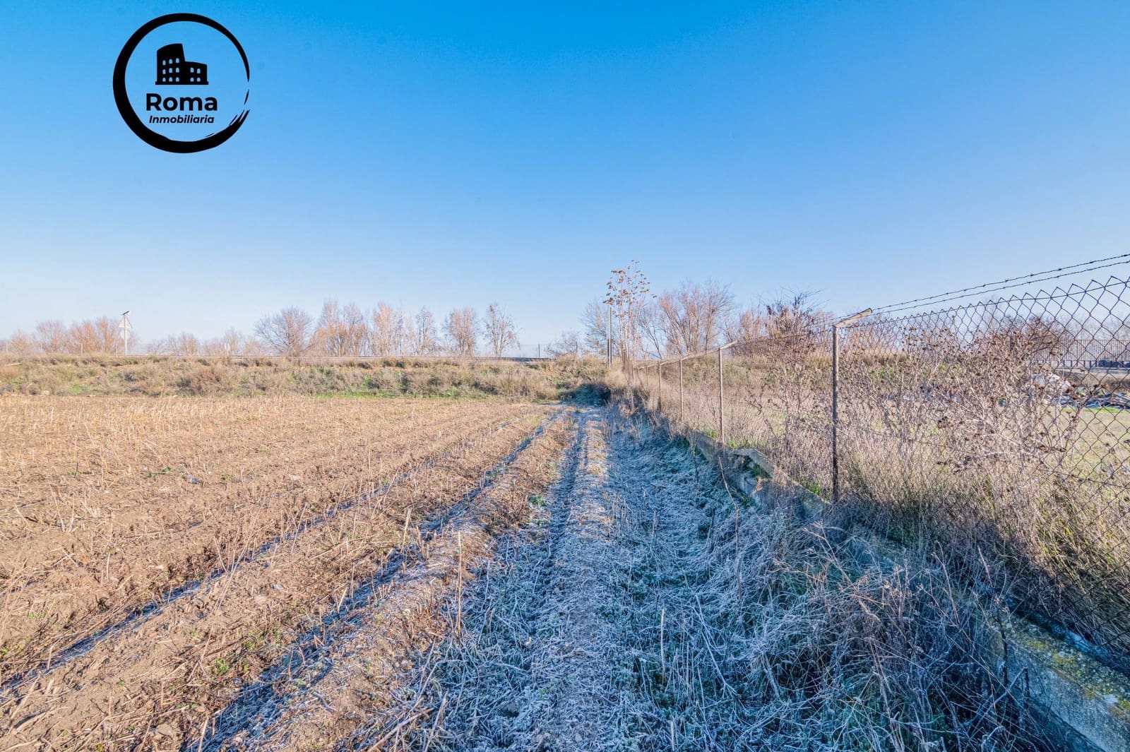 Grunde uden byggetilladelser til salg i Granada by - € 160.000 (Ref: 9568872)