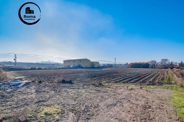 Grunde uden byggetilladelser til salg i Granada by - € 160.000 (Ref: 9568872)