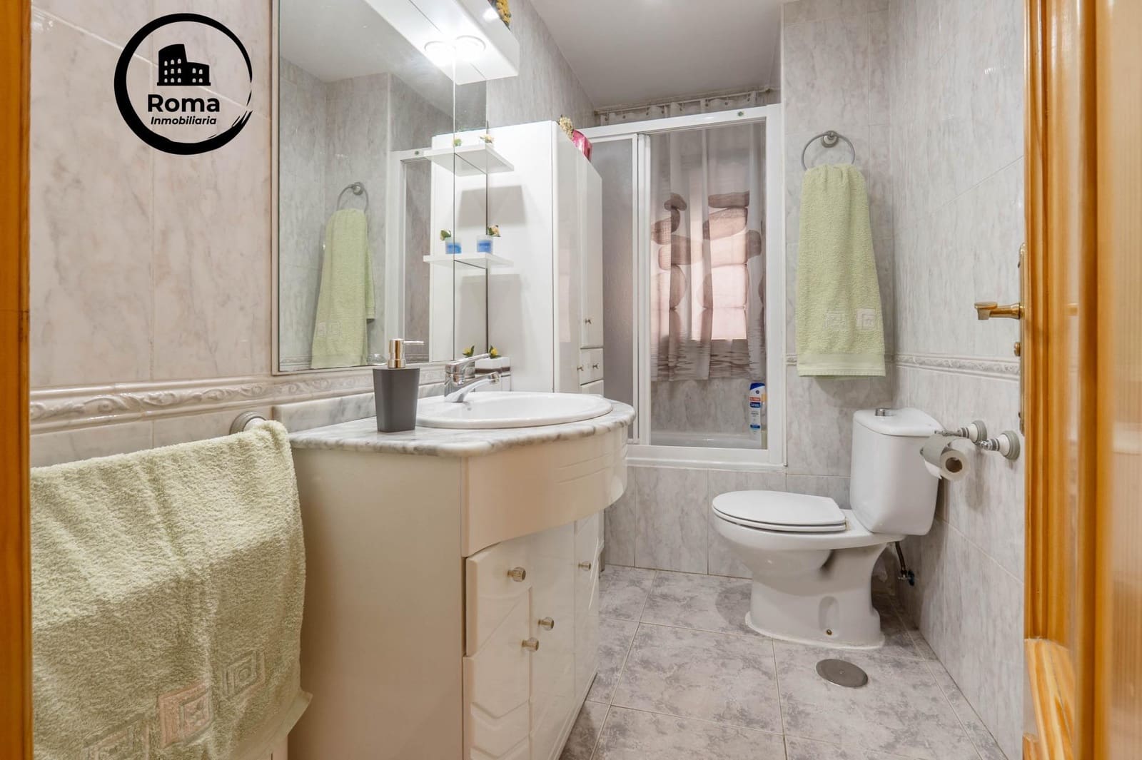 3 Zimmer Wohnung zu verkaufen in Granada Stadt - 260.000 € (Ref: 9571330)