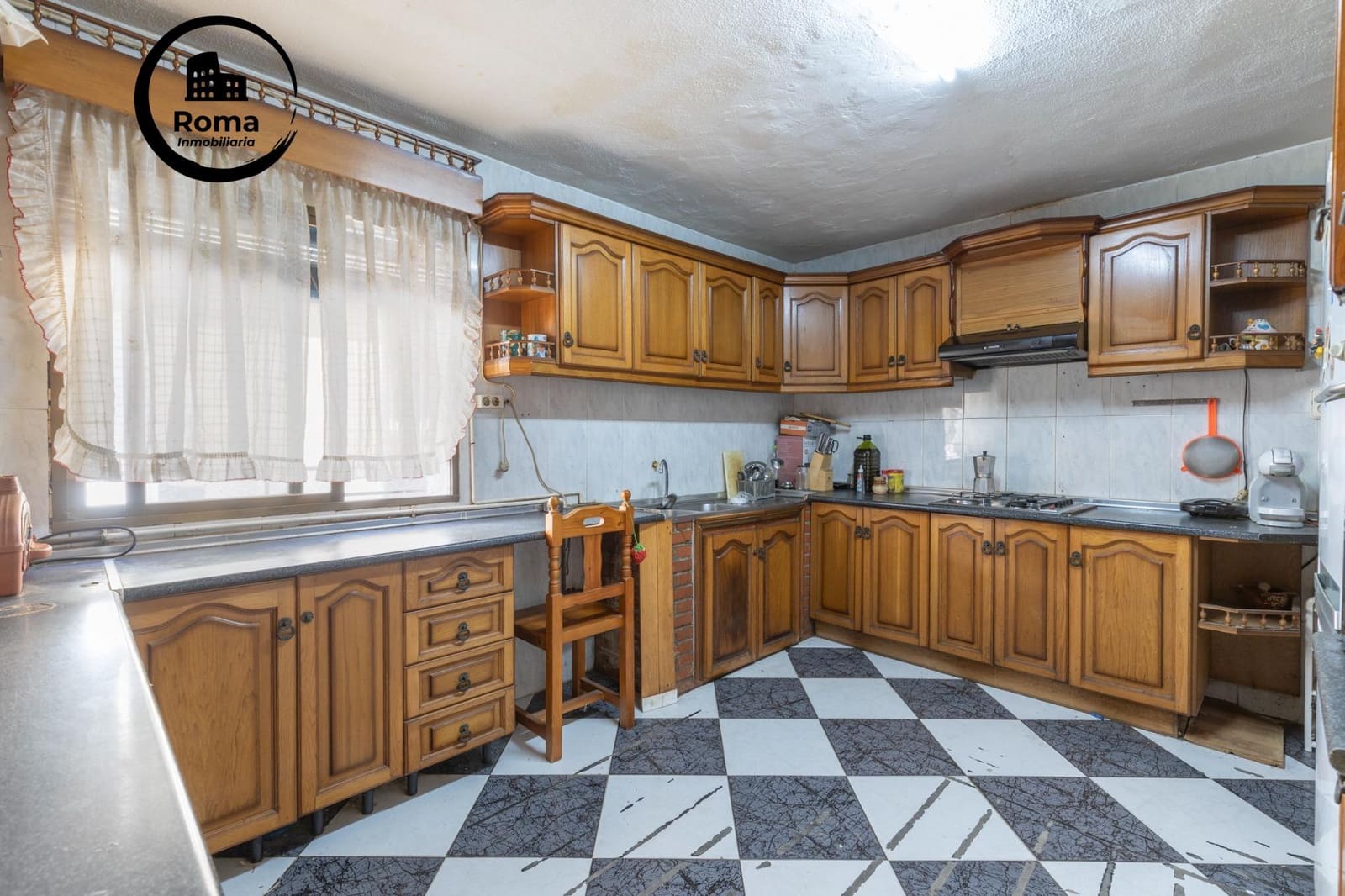 4 makuuhuone Omakotitalo myytävänä paikassa Armilla - 225 500 € (Ref: 9571336)