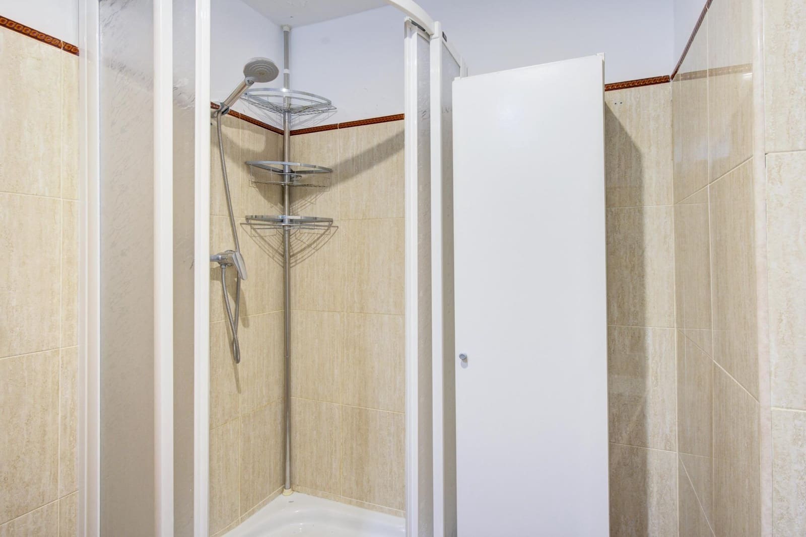 Piso de 1 habitación en Granada ciudad en venta con garaje - 219.900 € (Ref: 9574742)