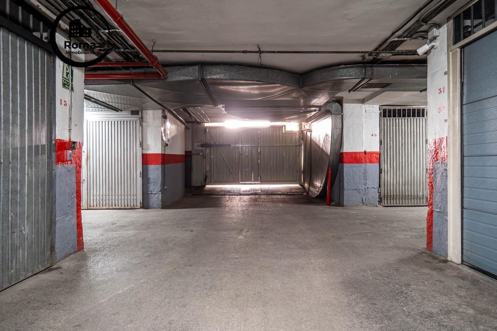 Garage til salg i Granada by - € 35.000 (Ref: 9574755)