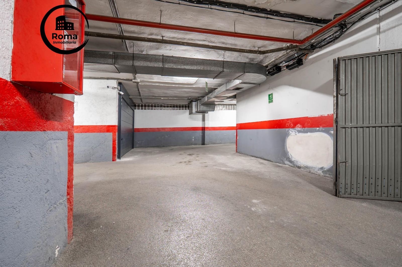 Garage til salg i Granada by - € 35.000 (Ref: 9574755)