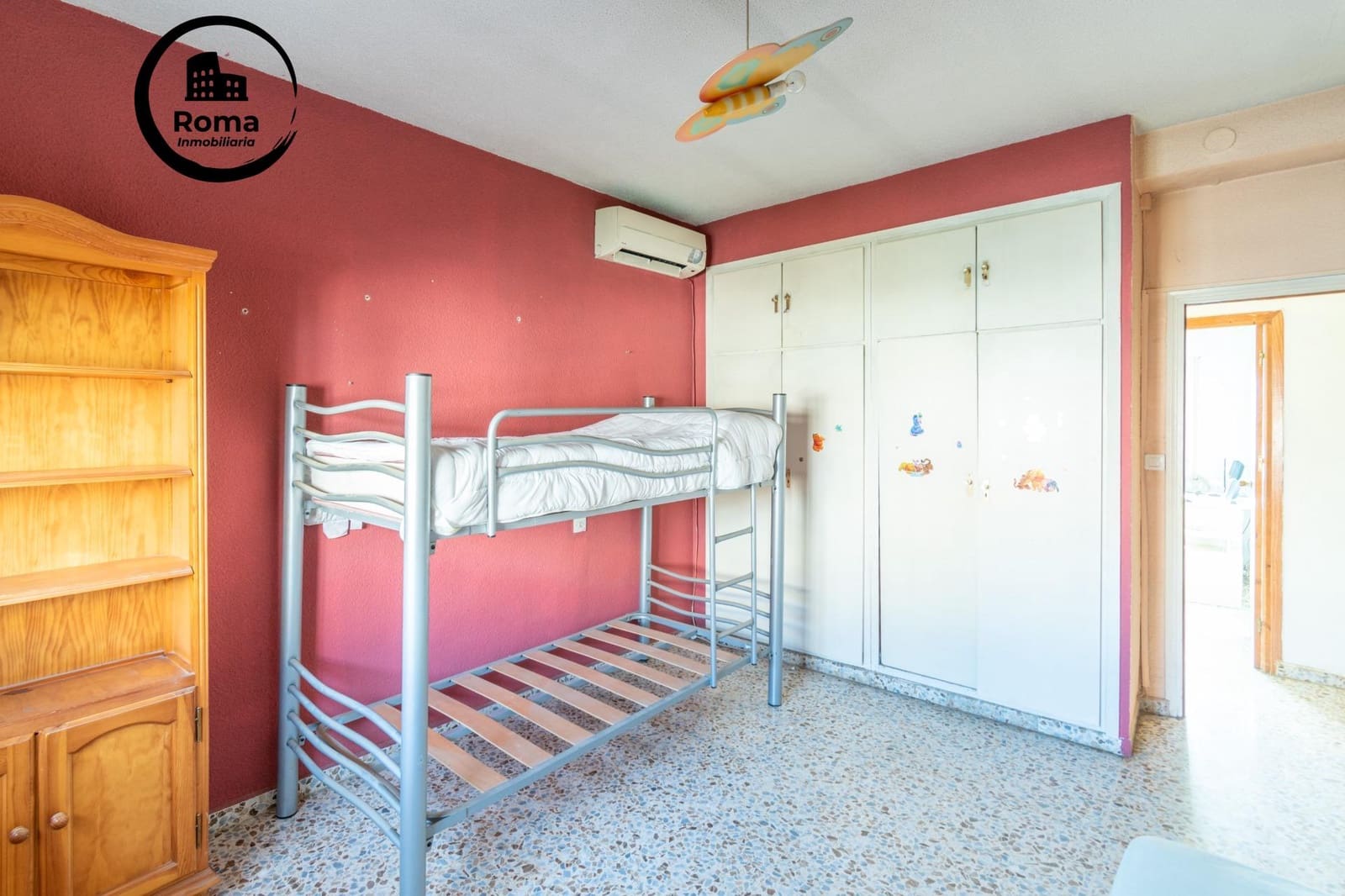 8 sypialnia Willa na sprzedaż w Ambroz - 290 000 € (Ref: 9574767)