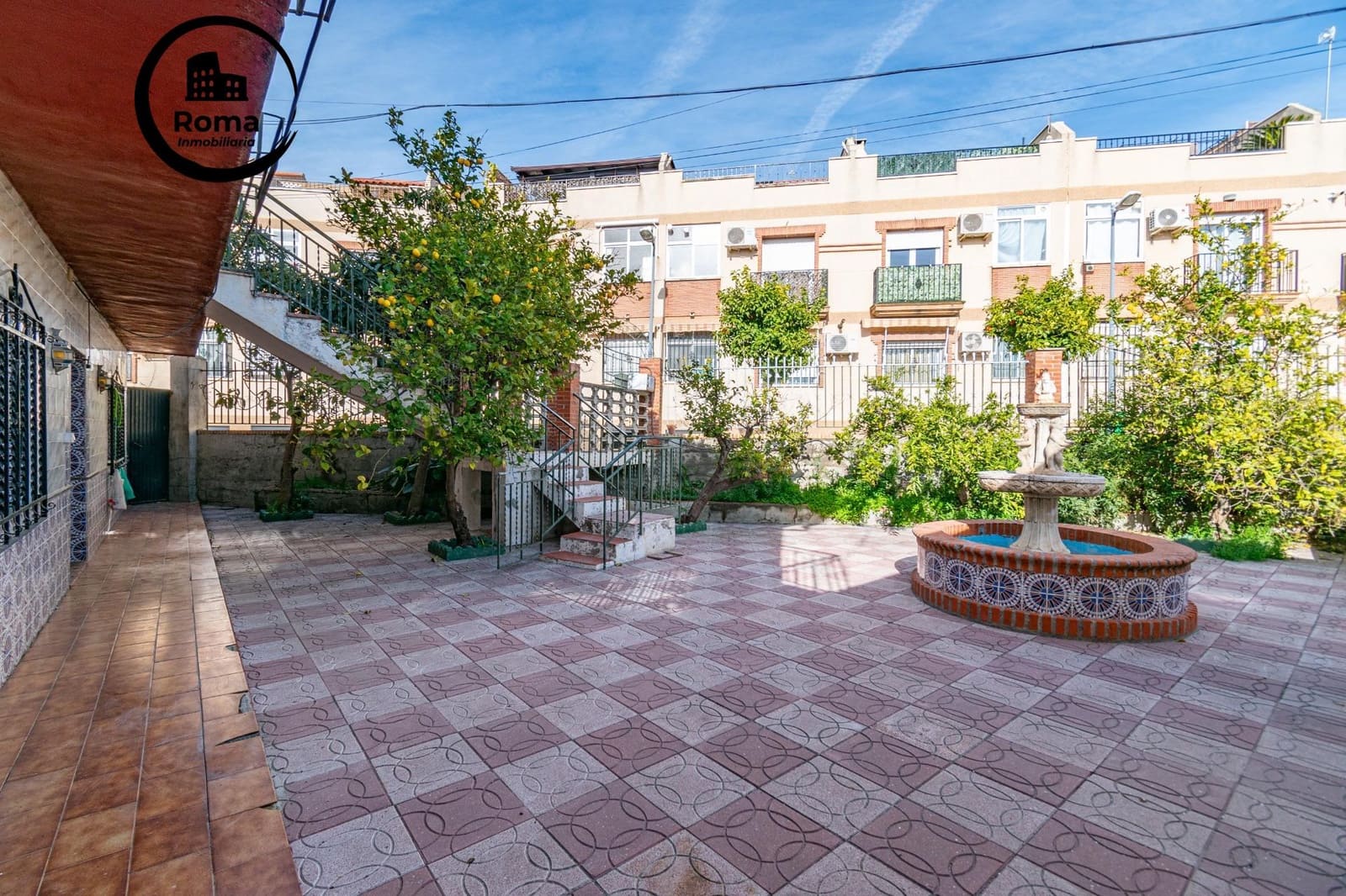 8 sypialnia Willa na sprzedaż w Ambroz - 290 000 € (Ref: 9574767)