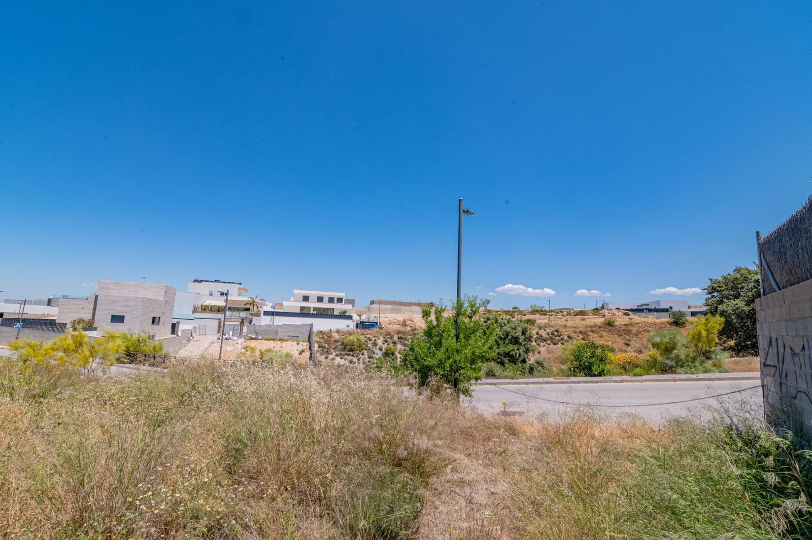 Tomt till salu i La Zubia - 83 000 € (Ref: 9584464)