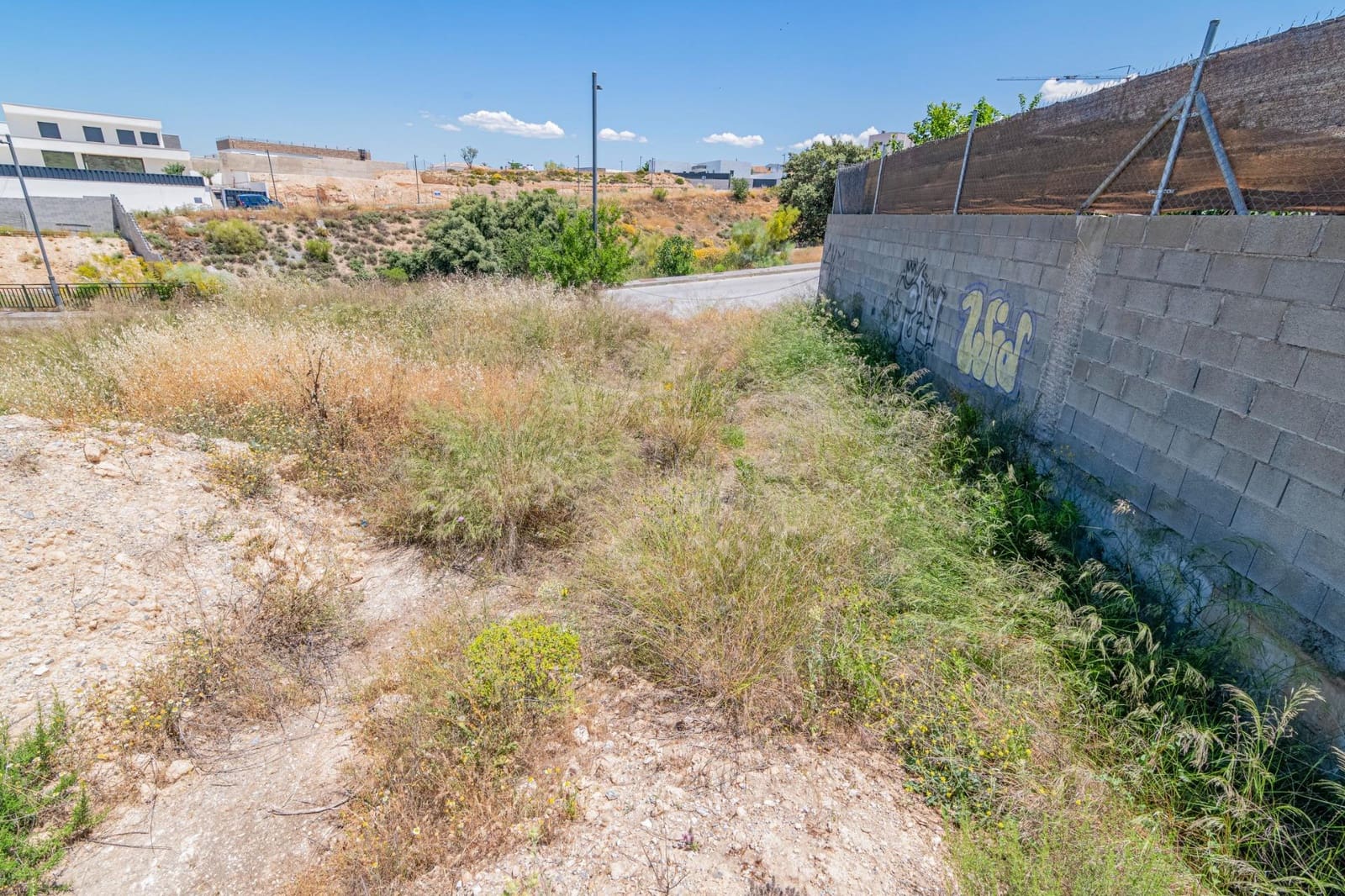 Tomt till salu i La Zubia - 83 000 € (Ref: 9584464)