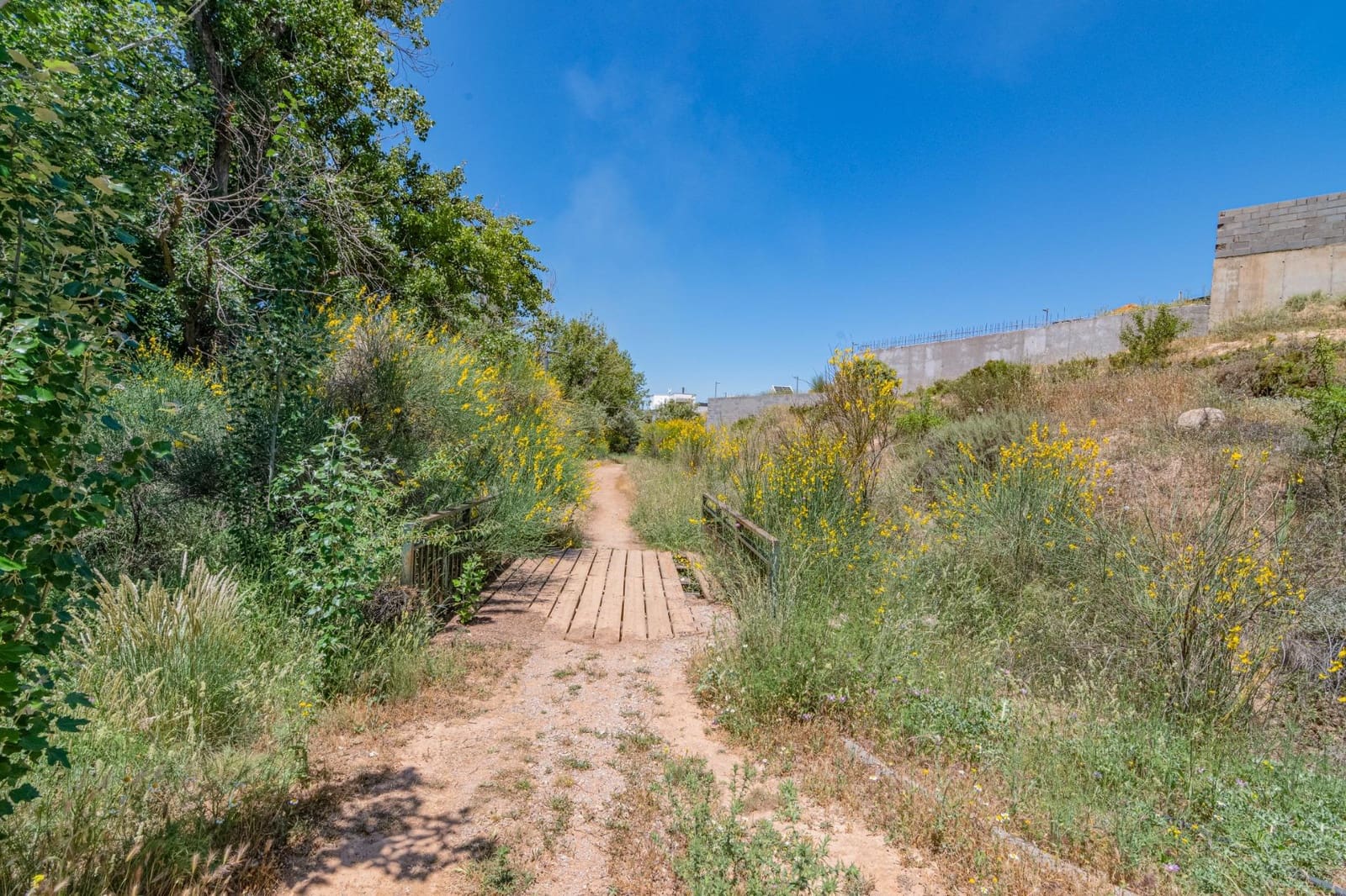 Tomt till salu i La Zubia - 83 000 € (Ref: 9584464)