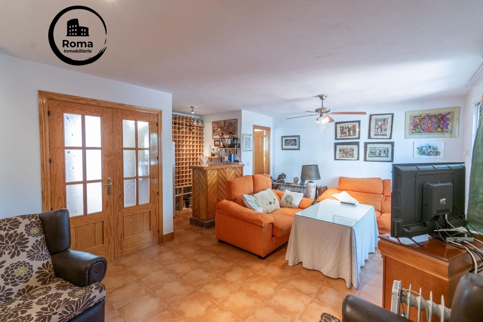 Chalet de 4 habitaciones en La Zubia en venta con piscina garaje - 395.000 € (Ref: 9584469)