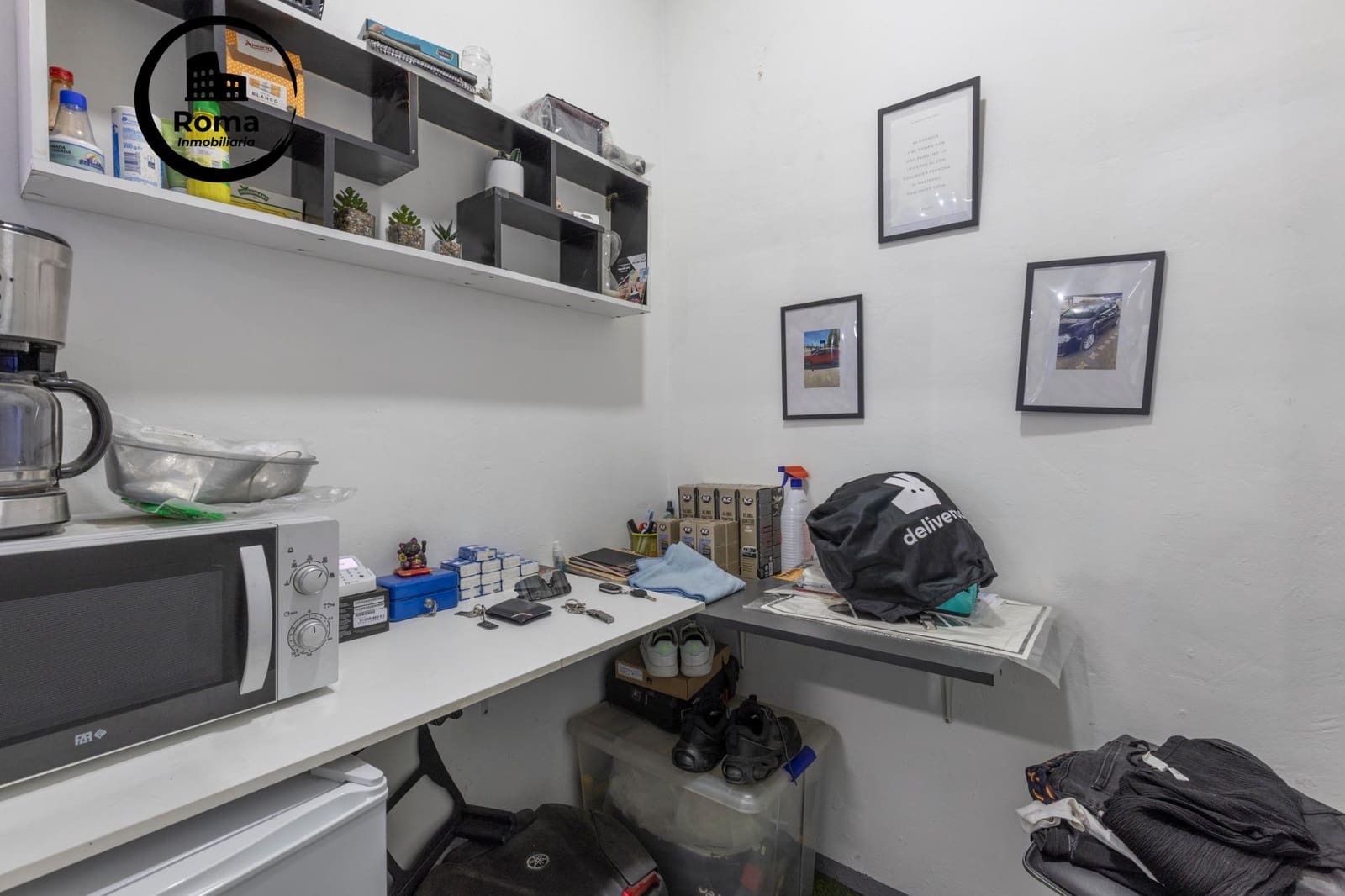 Commercial for sale in Granada city - € 130,000 (Ref: 9584479)