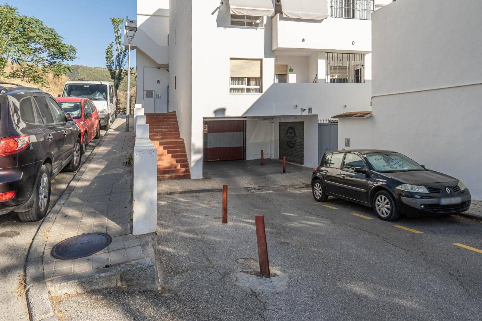 Garage for sale in Cenes de la Vega - € 9,000 (Ref: 9584480)