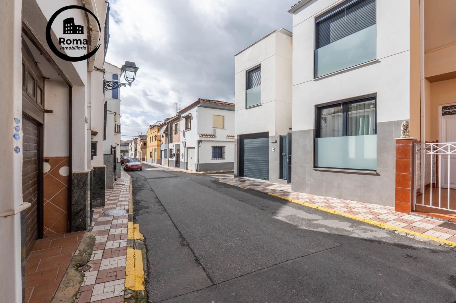 3 camera da letto Villetta a Schiera in vendita in Albolote con garage - 385.000 € (Rif: 9584489)