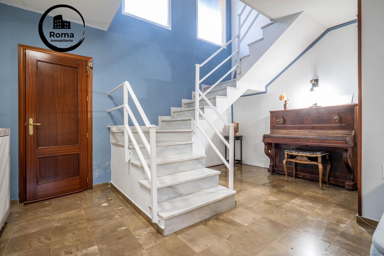 4 soveværelse Semi-Rækkehus til salg i Huetor Vega med swimmingpool - € 315.000 (Ref: 9584499)