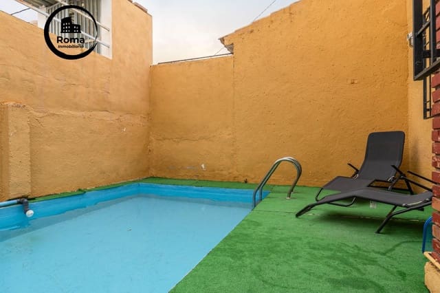 4 chambre Villa/Maison Semi-Mitoyenne à vendre à Huétor Vega avec piscine - 315 000 € (Ref: 9584499)