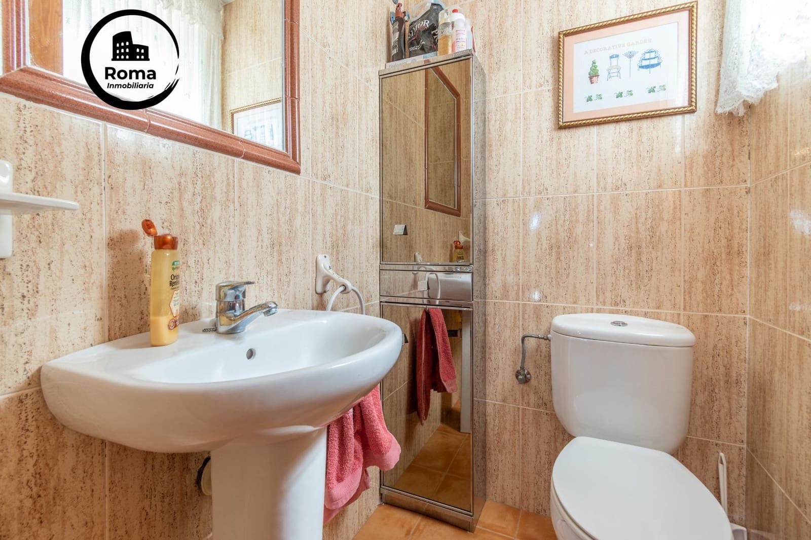 4 soveværelse Villa til salg i La Zubia med swimmingpool garage - € 380.000 (Ref: 9586662)