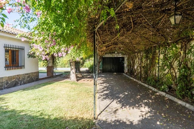 4 bedroom Villa for sale in Ogíjares with pool garage - € 449,000 (Ref: 9586663)