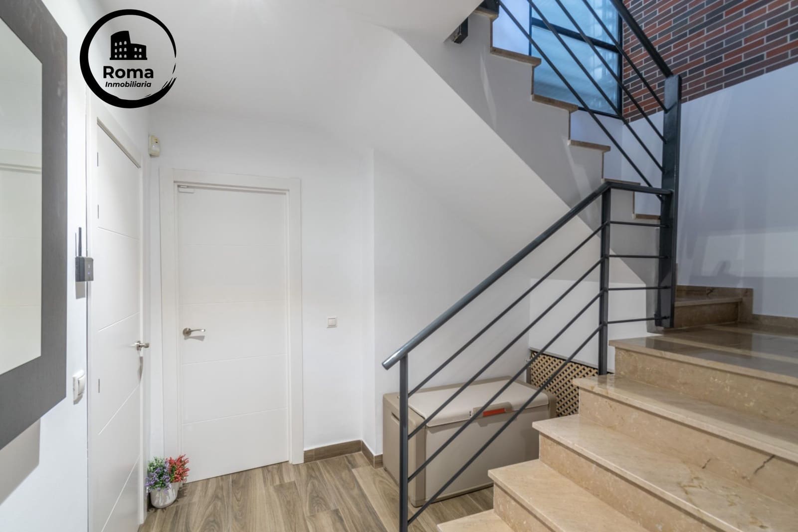 4 soverom Villa til salgs i Alhendin med svømmebasseng garasje - € 469 000 (Ref: 9586665)