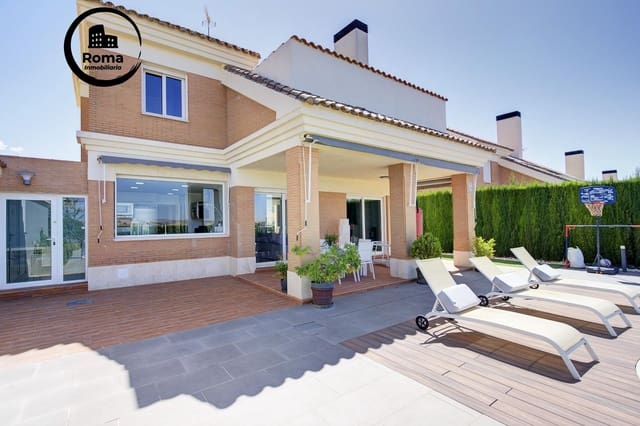 4 sovrum Villa till salu i Otura med pool garage - 489 000 € (Ref: 9586666)