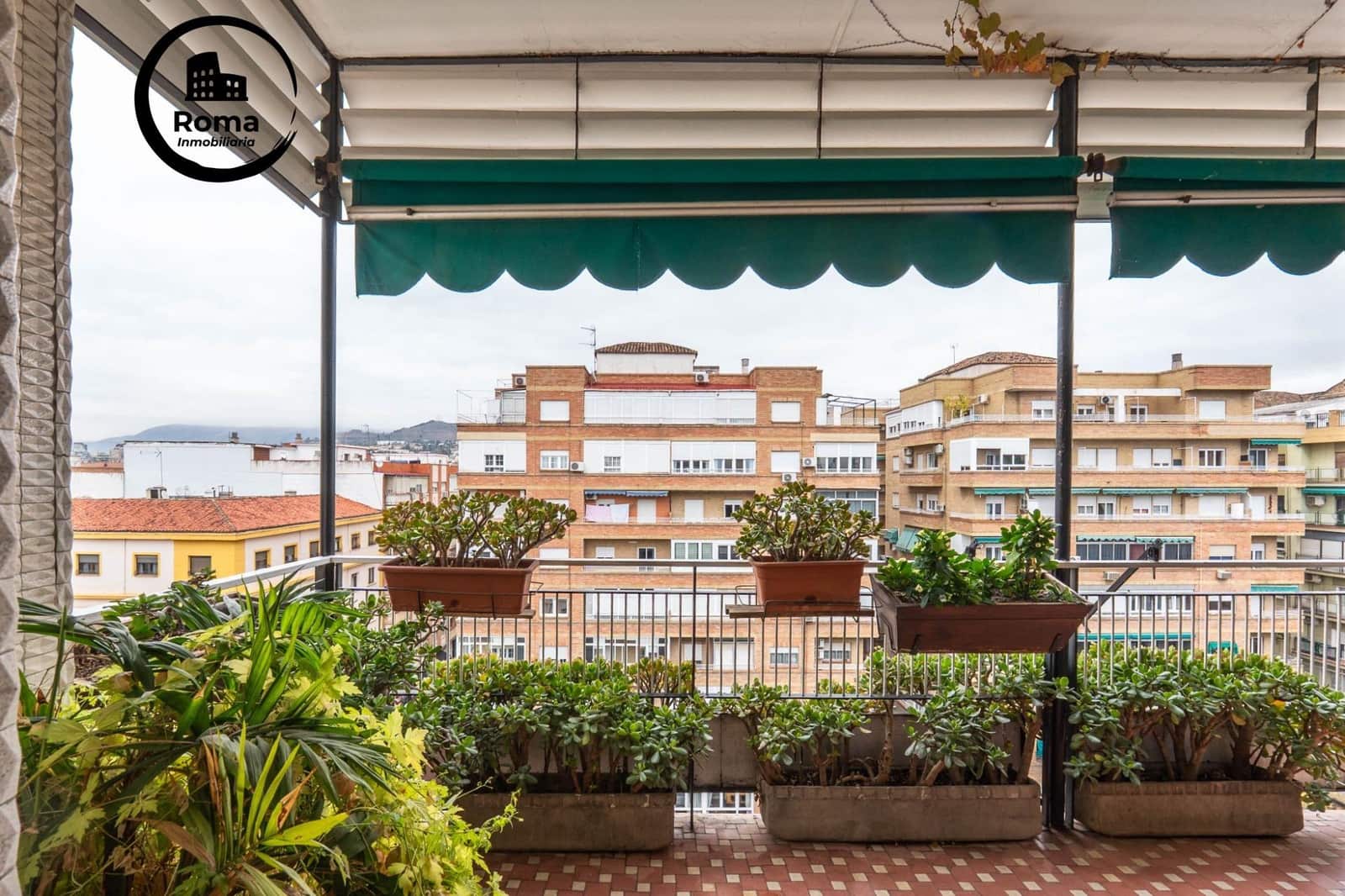 5 sovrum Takvåning till salu i Granada stad - 539 900 € (Ref: 9591428)