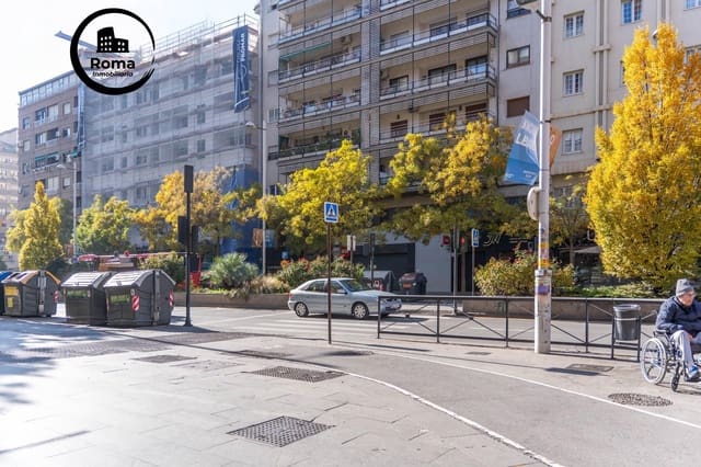 5 makuuhuone Kattohuoneisto myytävänä paikassa Granada kaupunki - 539 900 € (Ref: 9591428)