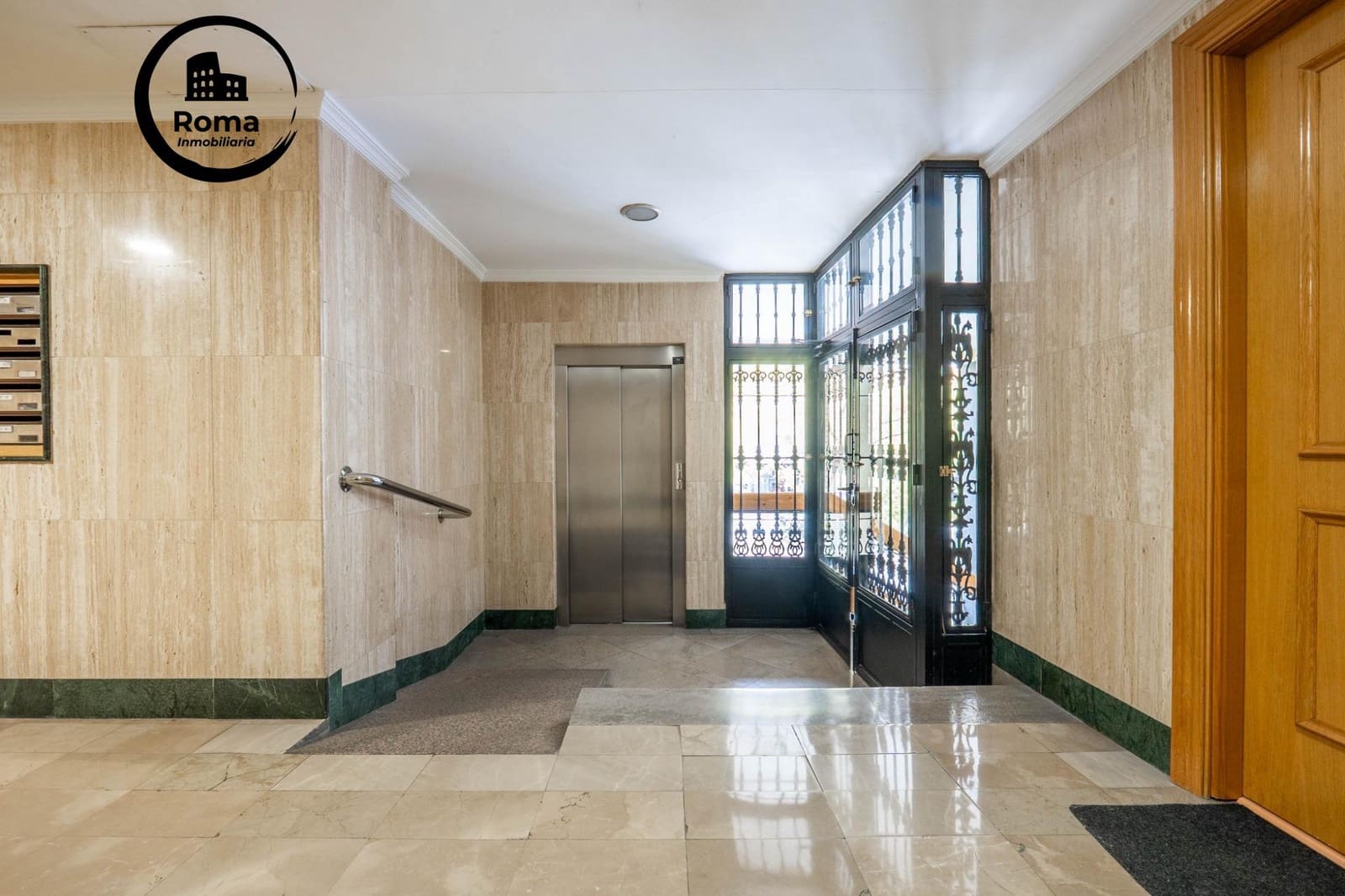 5 sovrum Takvåning till salu i Granada stad - 539 900 € (Ref: 9591428)